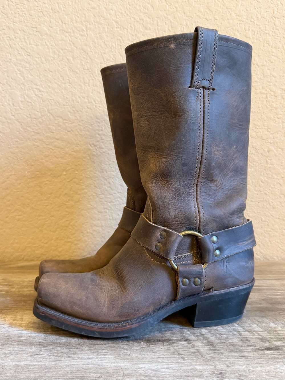 Frye Harness 12R Boots - Picture 2 of 14